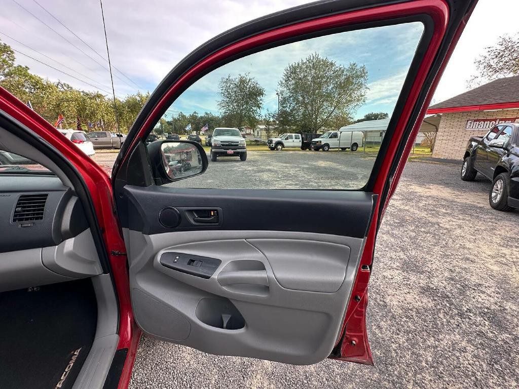 2012 Toyota Tacoma Image 38