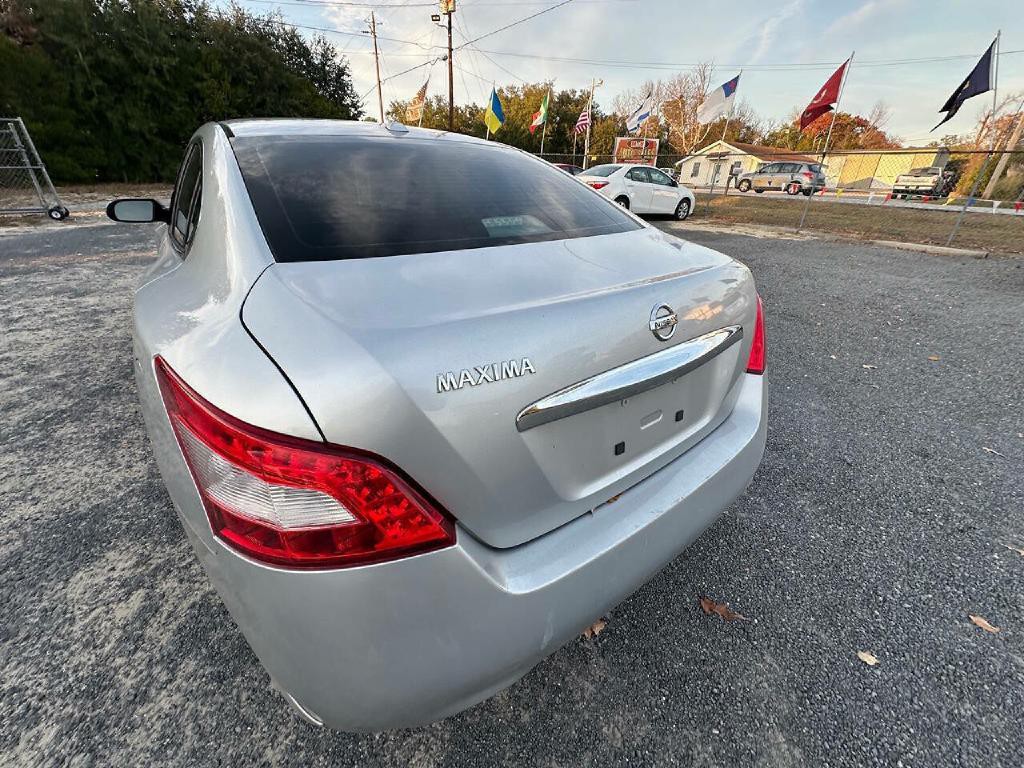 2010 Nissan Maxima Image 14