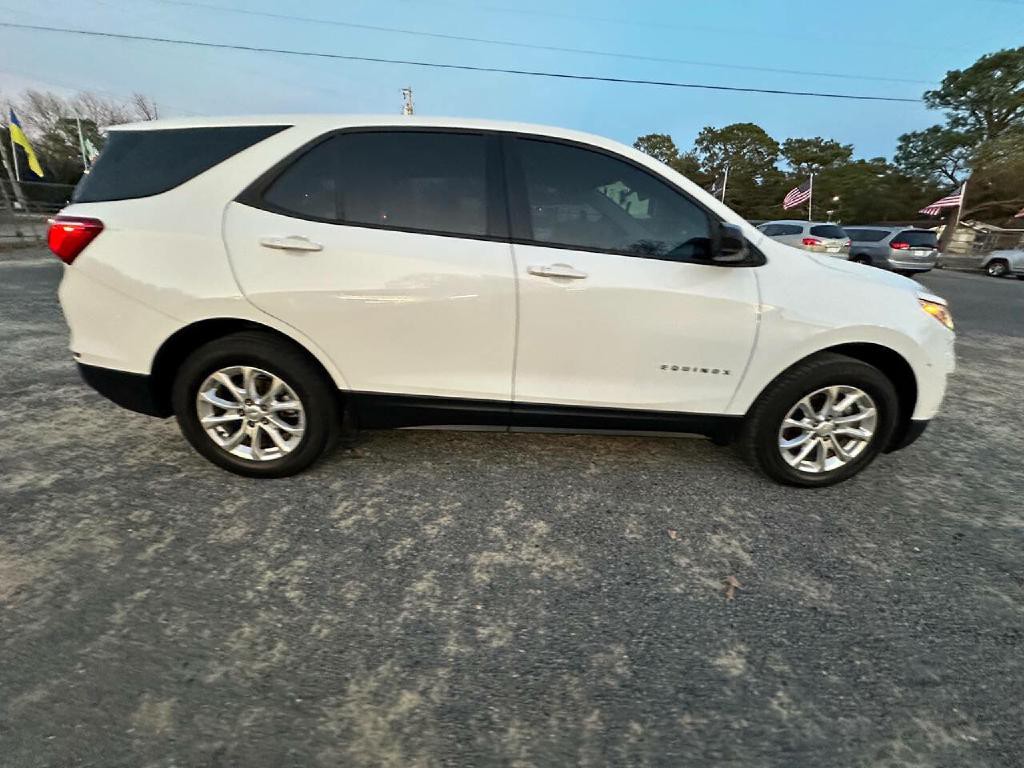 2018 Chevrolet Equinox Image 11