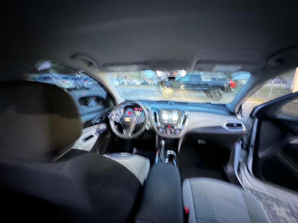 2018 Chevrolet Equinox Image 34