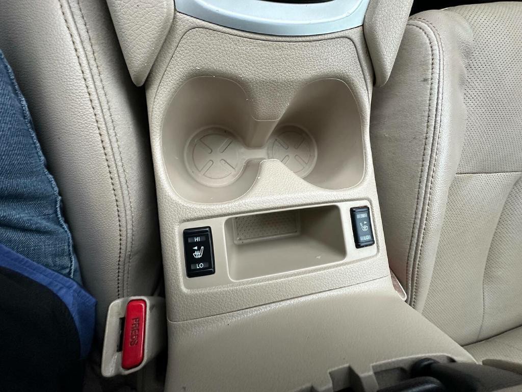 2016 Nissan Rogue Image 15