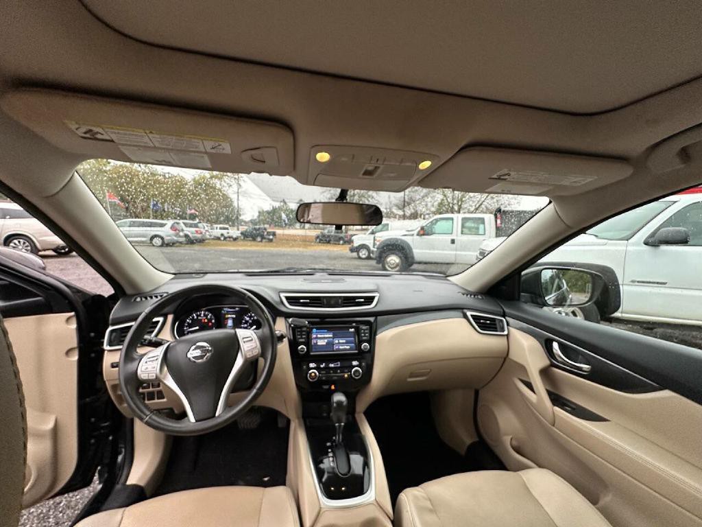 2016 Nissan Rogue Image 19