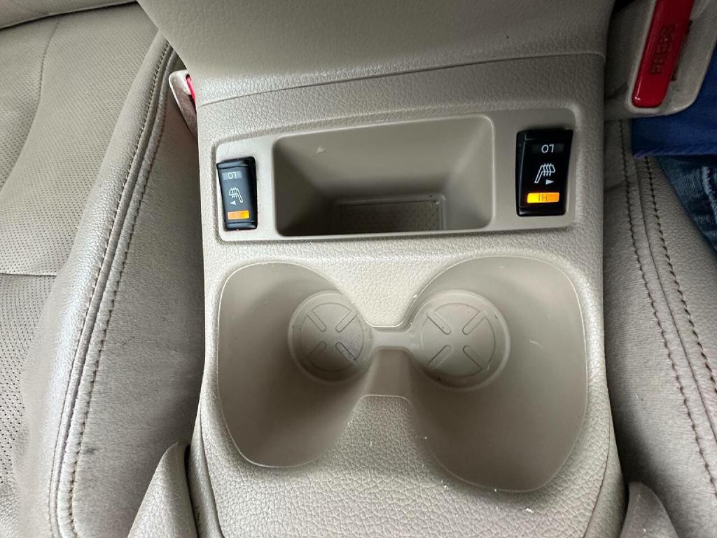 2016 Nissan Rogue Image 21