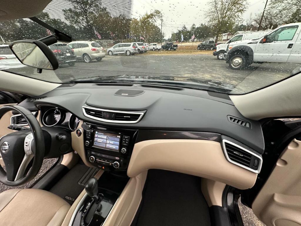 2016 Nissan Rogue Image 26