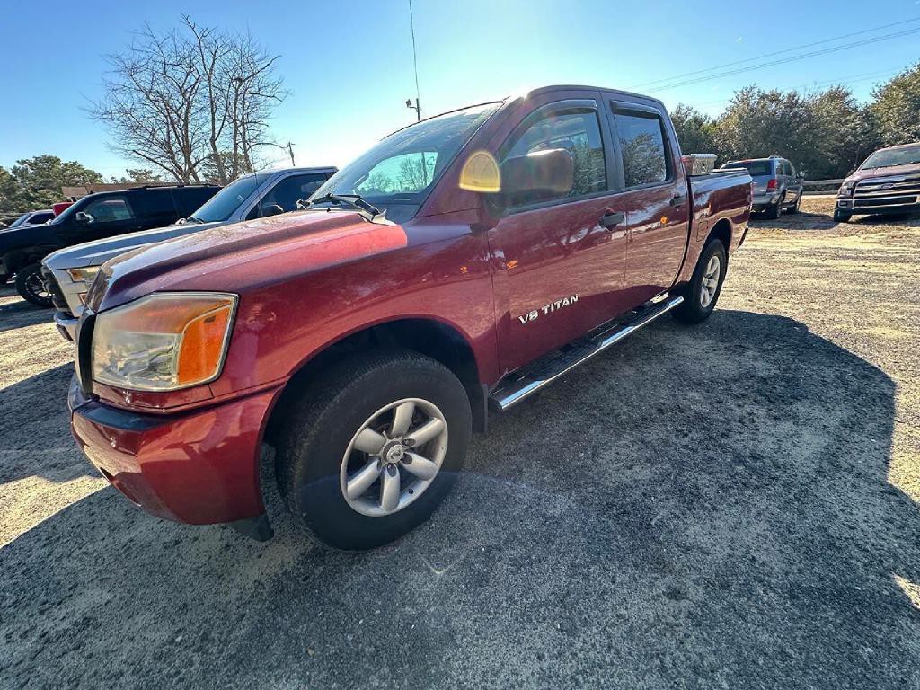 2014 Nissan Titan Image 1