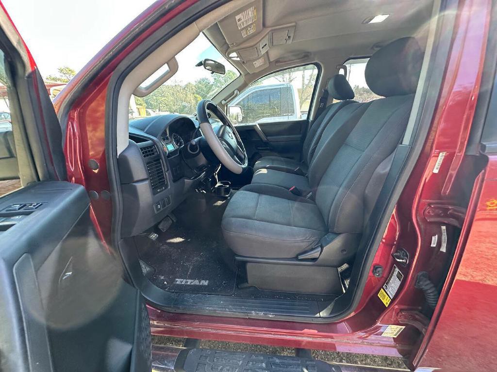 2014 Nissan Titan Image 6