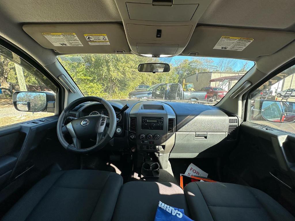 2014 Nissan Titan Image 15