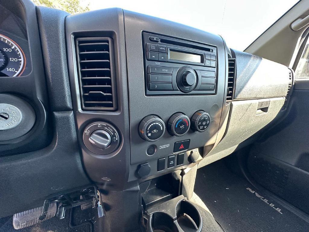 2014 Nissan Titan Image 22