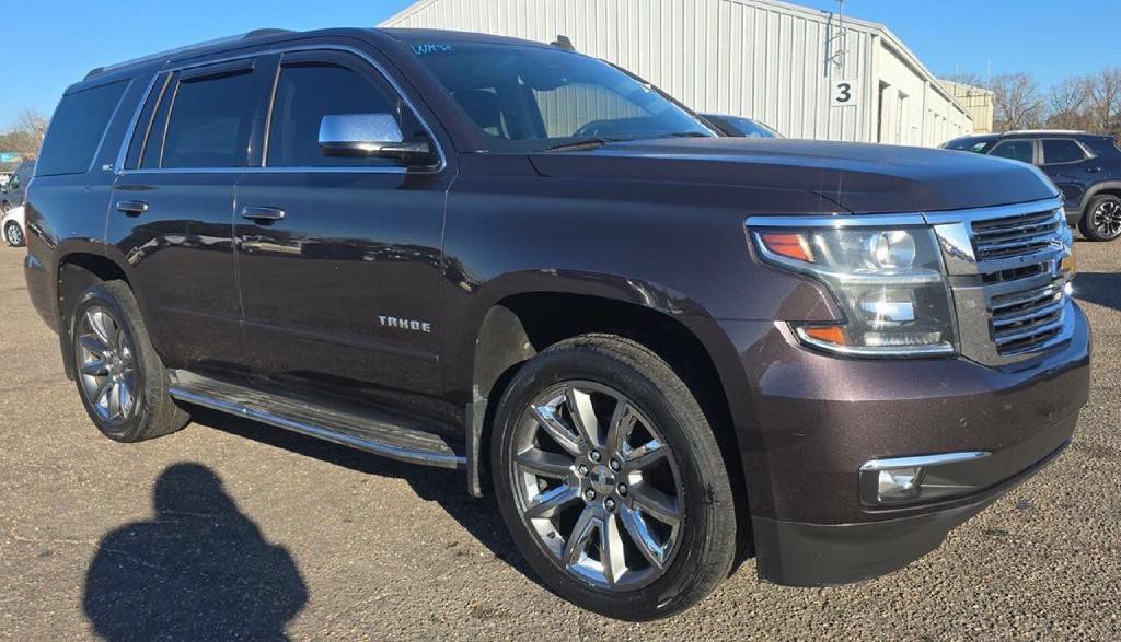 2015 Chevrolet Tahoe Image 2