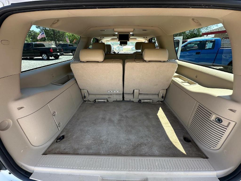 2013 Chevrolet Suburban Image 7