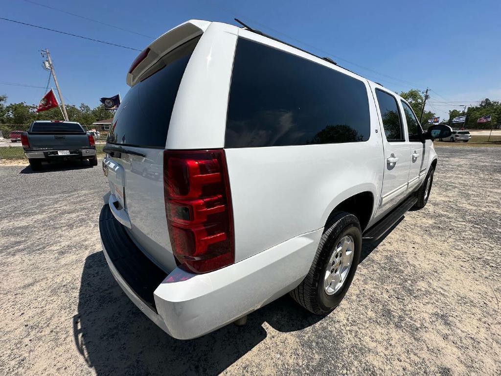 2013 Chevrolet Suburban Image 20