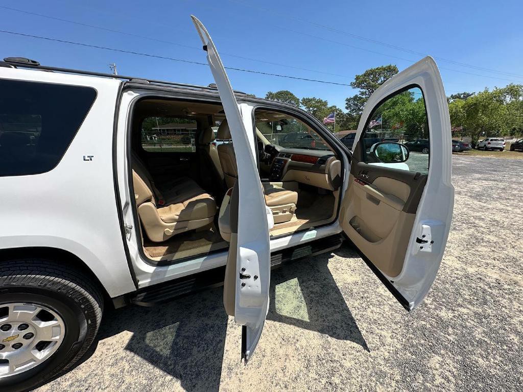 2013 Chevrolet Suburban Image 26
