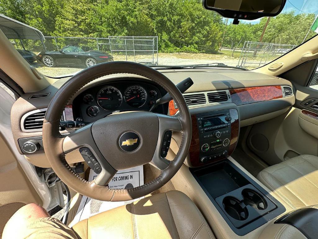 2013 Chevrolet Suburban Image 41