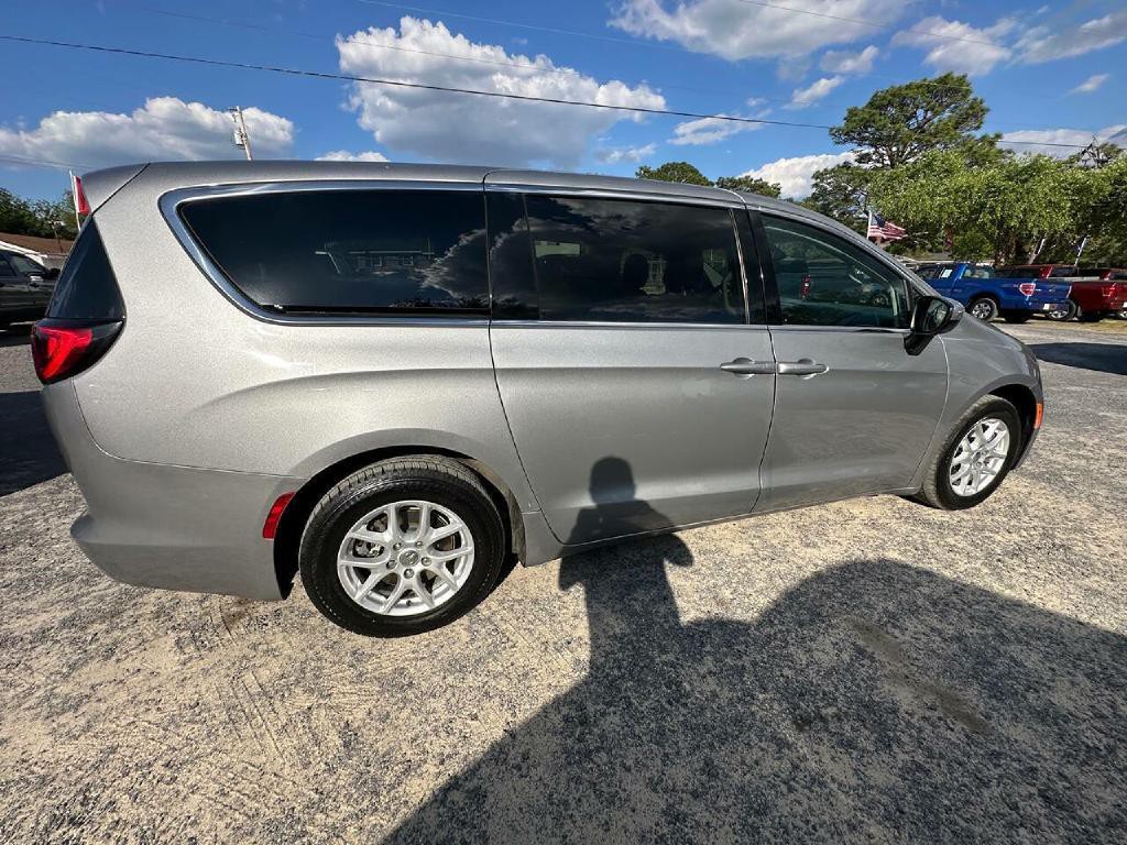 2017 Chrysler Pacifica Image 21