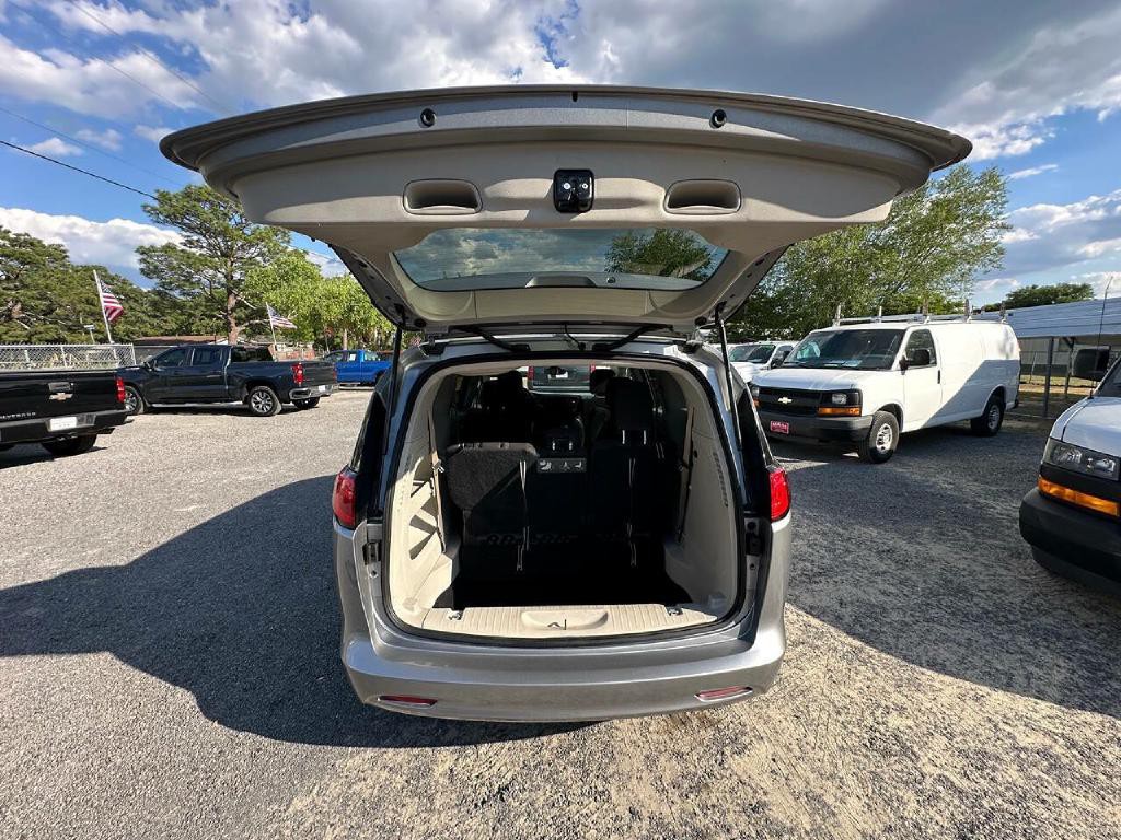 2017 Chrysler Pacifica Image 29
