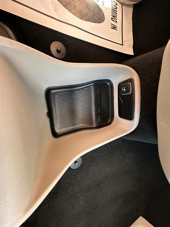 2017 Chrysler Pacifica Image 47