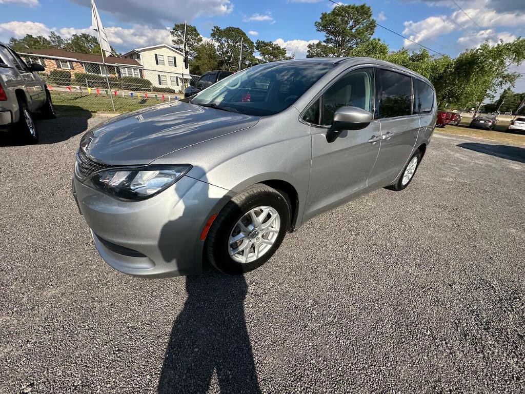 2017 Chrysler Pacifica Image 56
