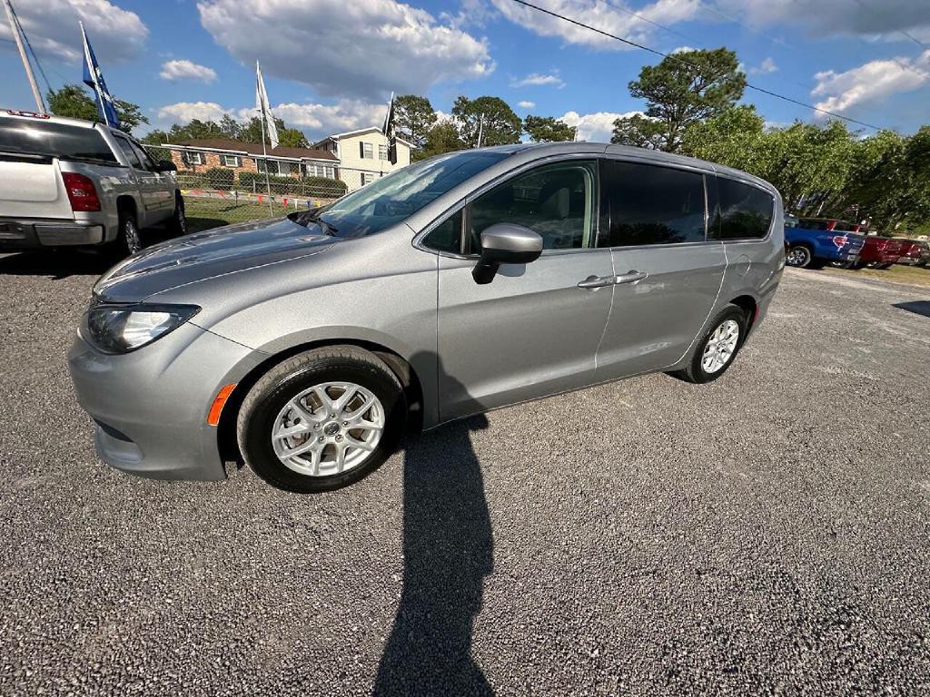 2017 Chrysler Pacifica Image 57