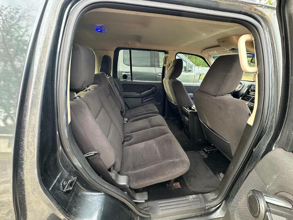 2010 Ford Explorer Image 6