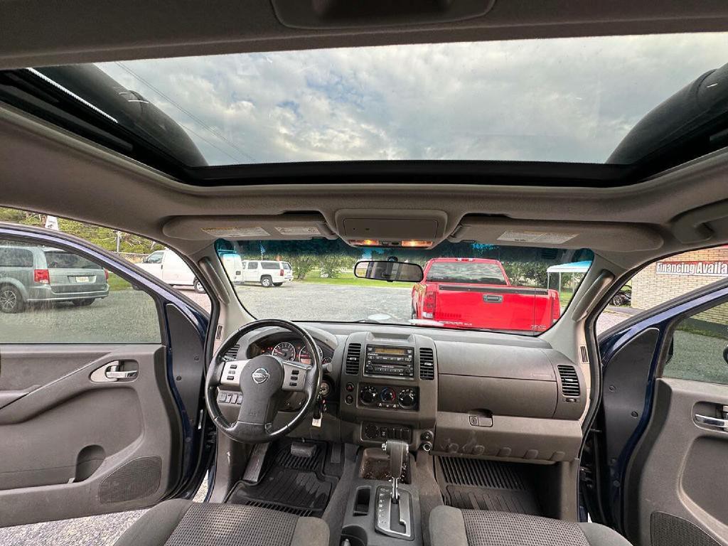 2008 Nissan Frontier Image 4