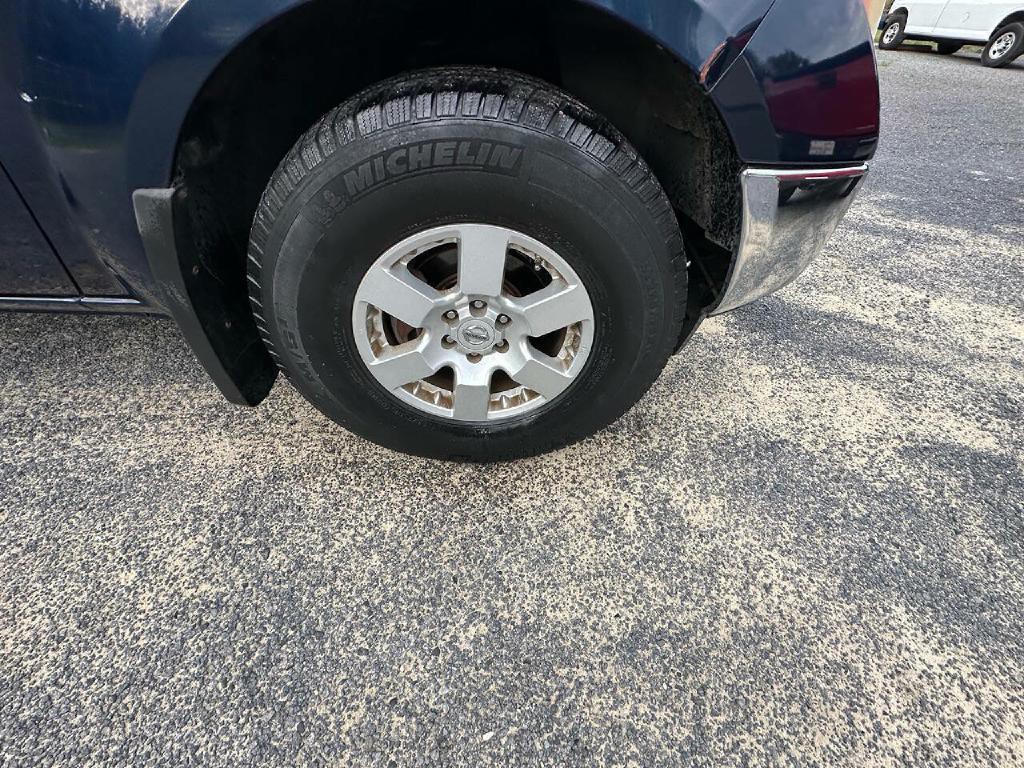 2008 Nissan Frontier Image 35