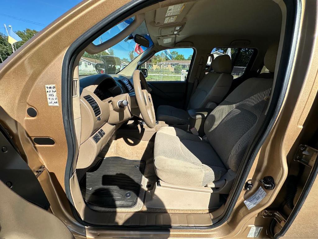 2005 Nissan Frontier Image 5