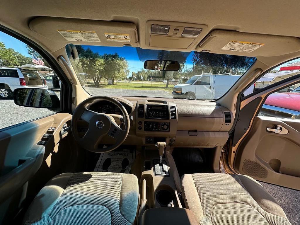 2005 Nissan Frontier Image 9