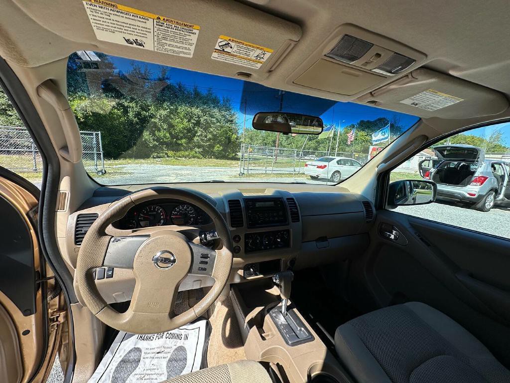 2005 Nissan Frontier Image 26