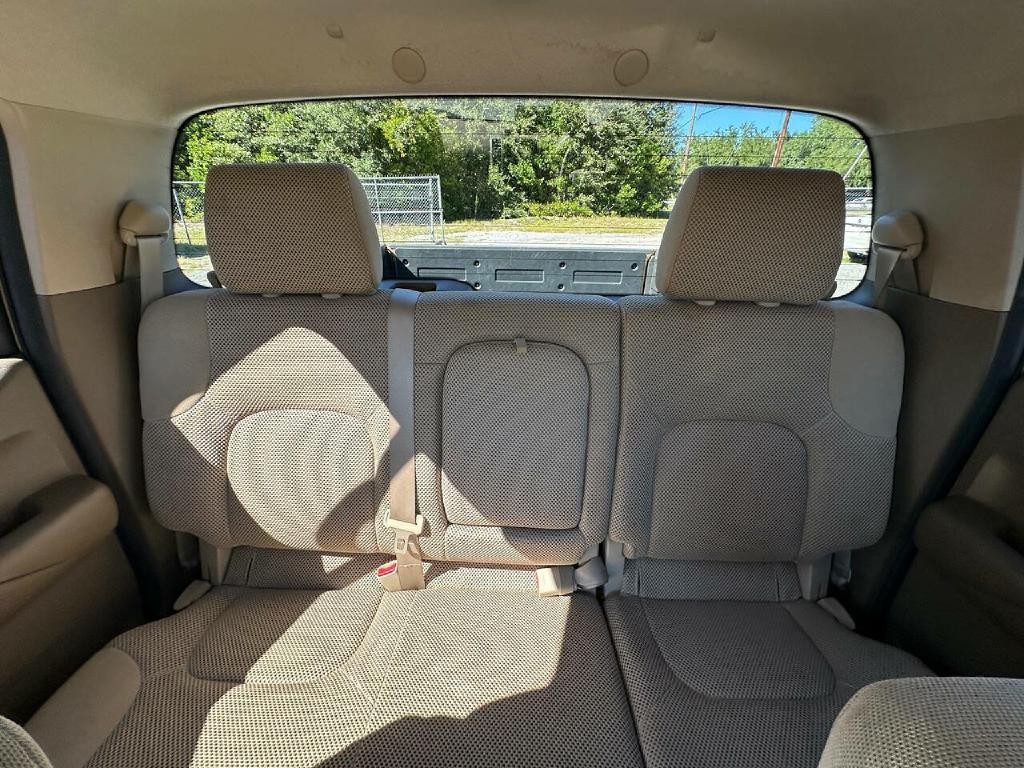 2005 Nissan Frontier Image 39