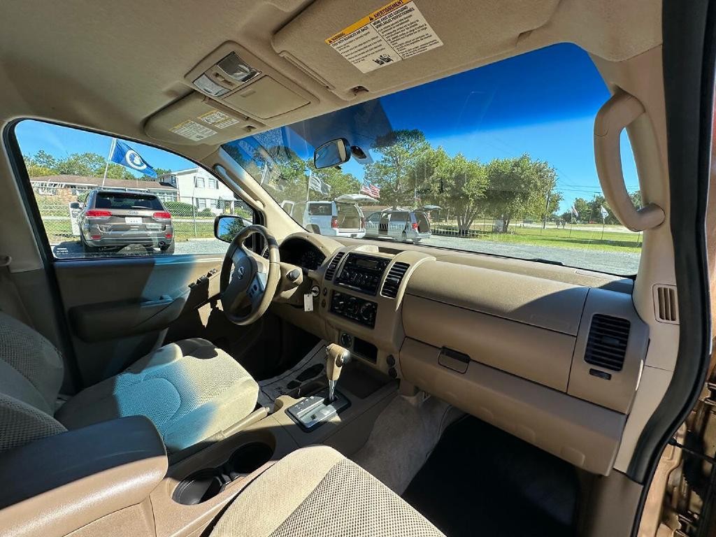 2005 Nissan Frontier Image 46