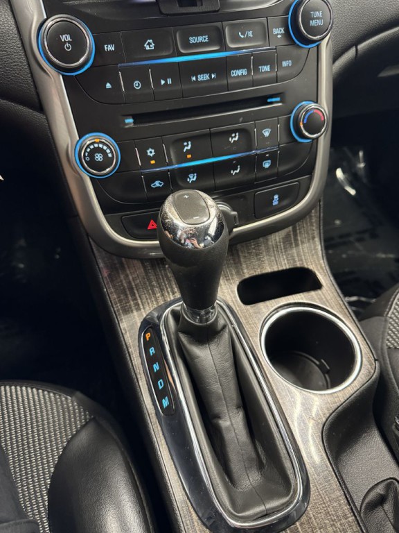 2016 Chevrolet Malibu Image 20