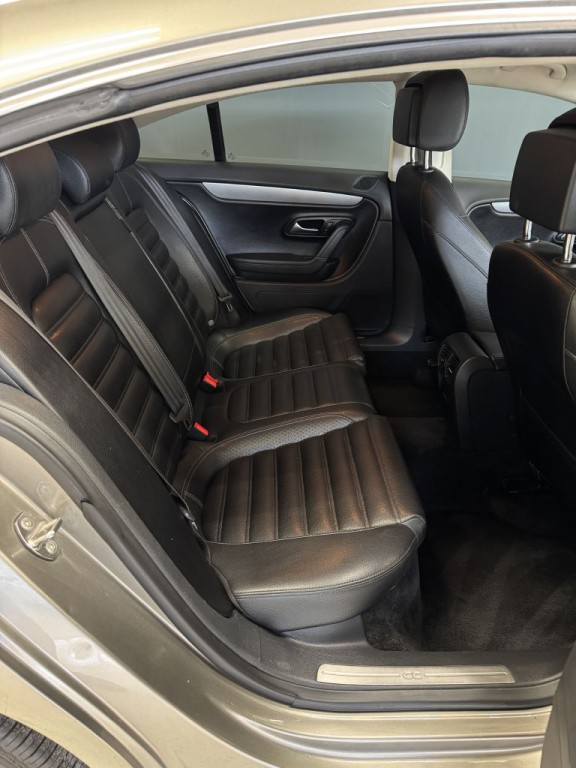 2013 Volkswagen CC Image 12