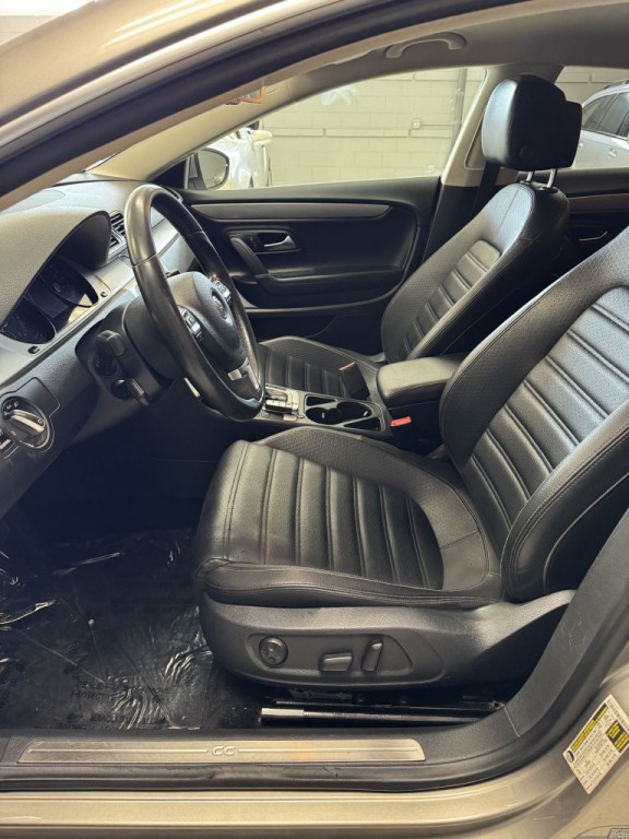 2013 Volkswagen CC Image 15