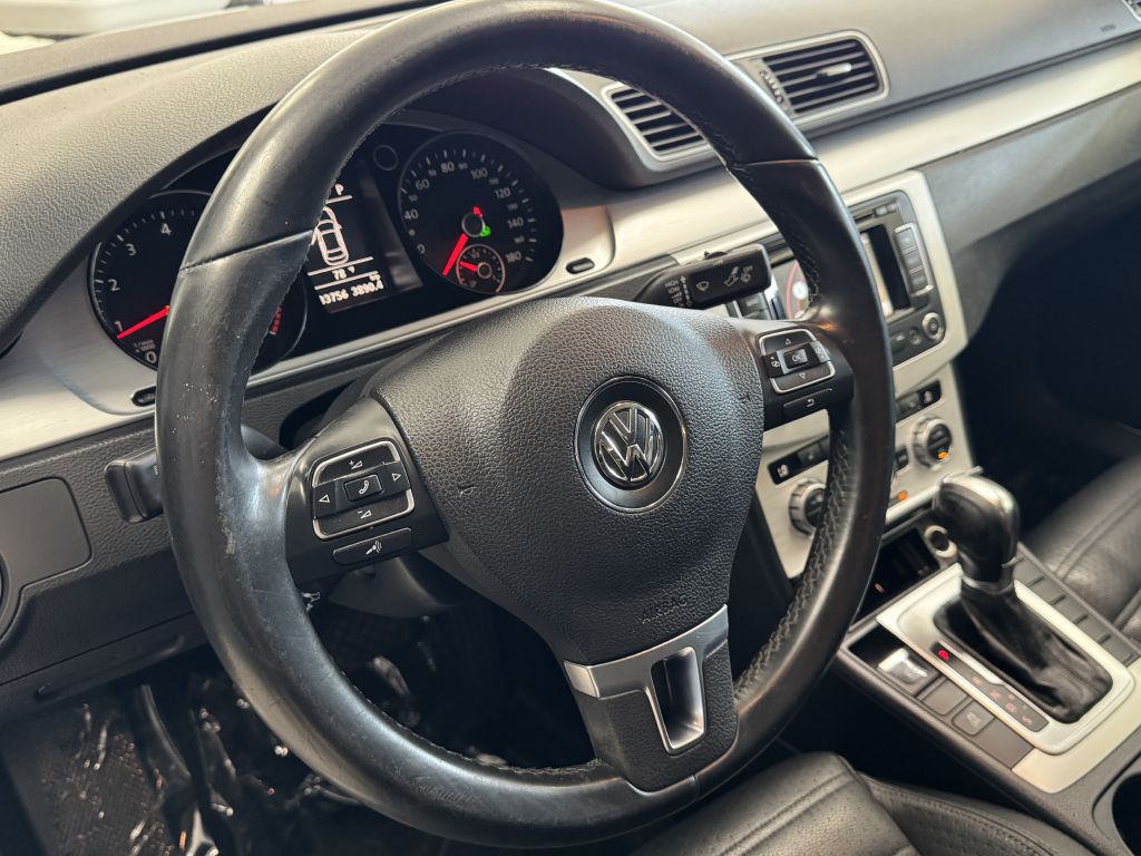 2013 Volkswagen CC Image 20
