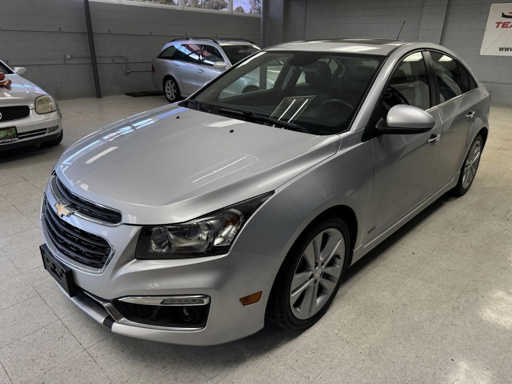 2015 Chevrolet Cruze Image 4