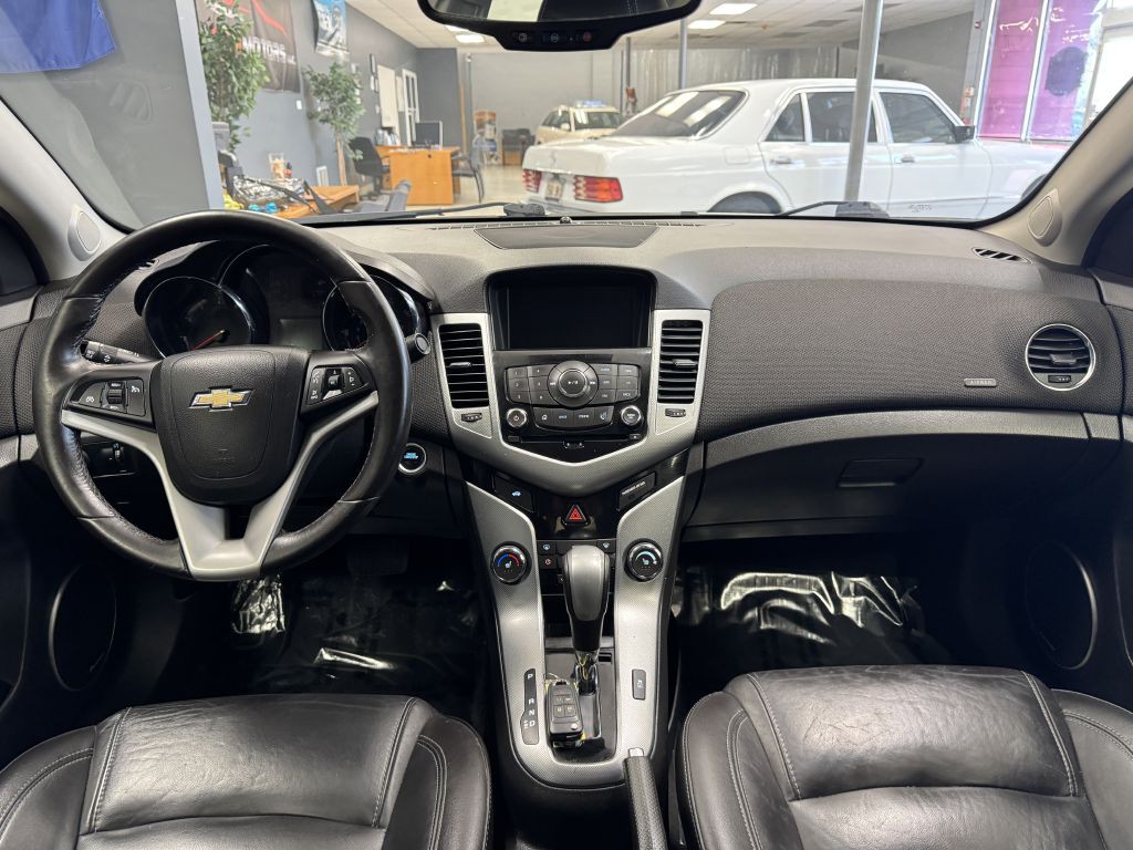 2015 Chevrolet Cruze Image 16