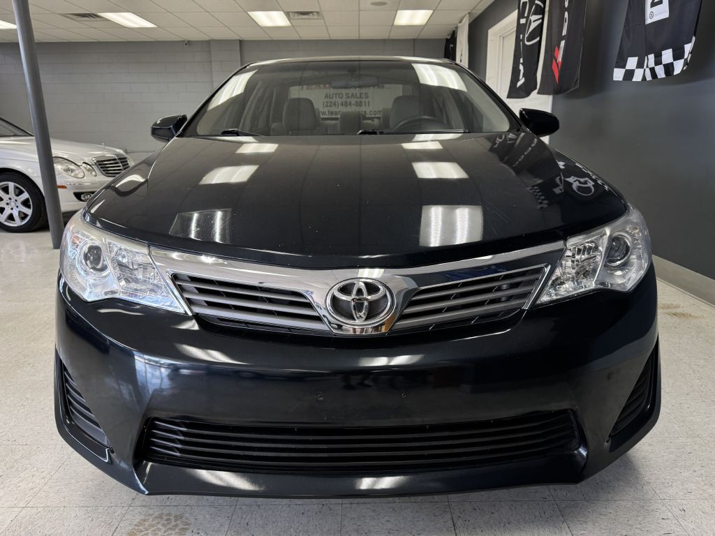 2012 Toyota Camry Image 6