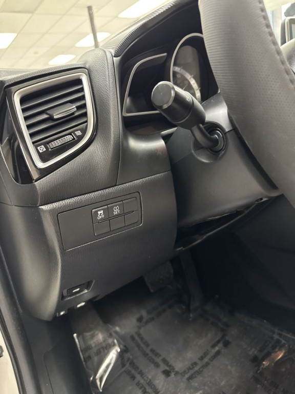 2015 Mazda Mazda3 Image 21