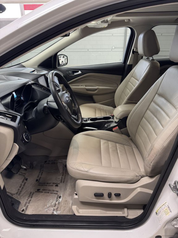 2015 Ford Escape Image 16