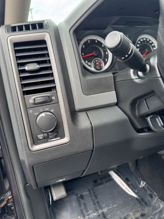 2013 RAM 1500 Image 21