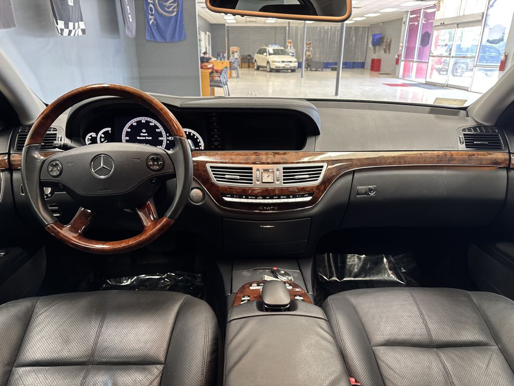 2008 Mercedes-Benz S-Class Image 16