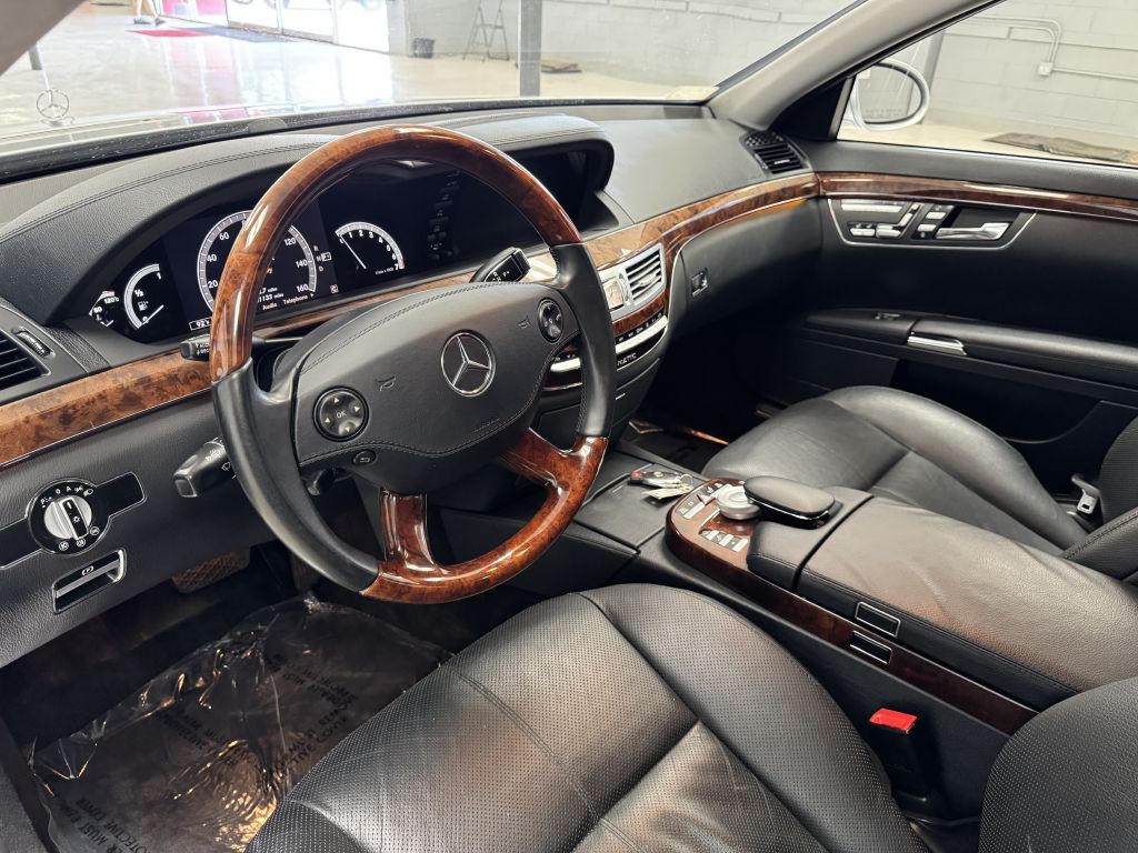 2008 Mercedes-Benz S-Class Image 17