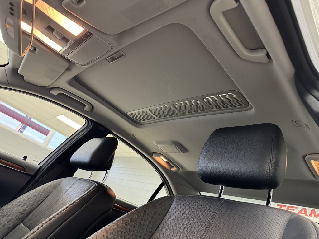 2008 Mercedes-Benz S-Class Image 20