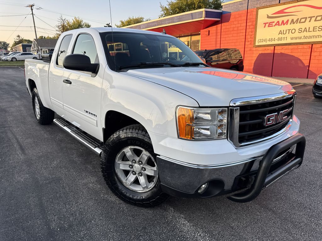 2011 GMC Sierra Image 1