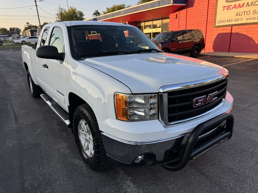 2011 GMC Sierra Image 3