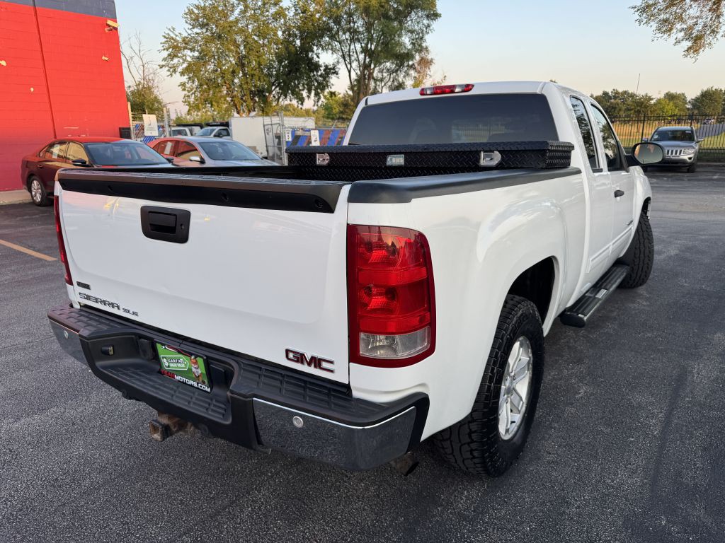 2011 GMC Sierra Image 8