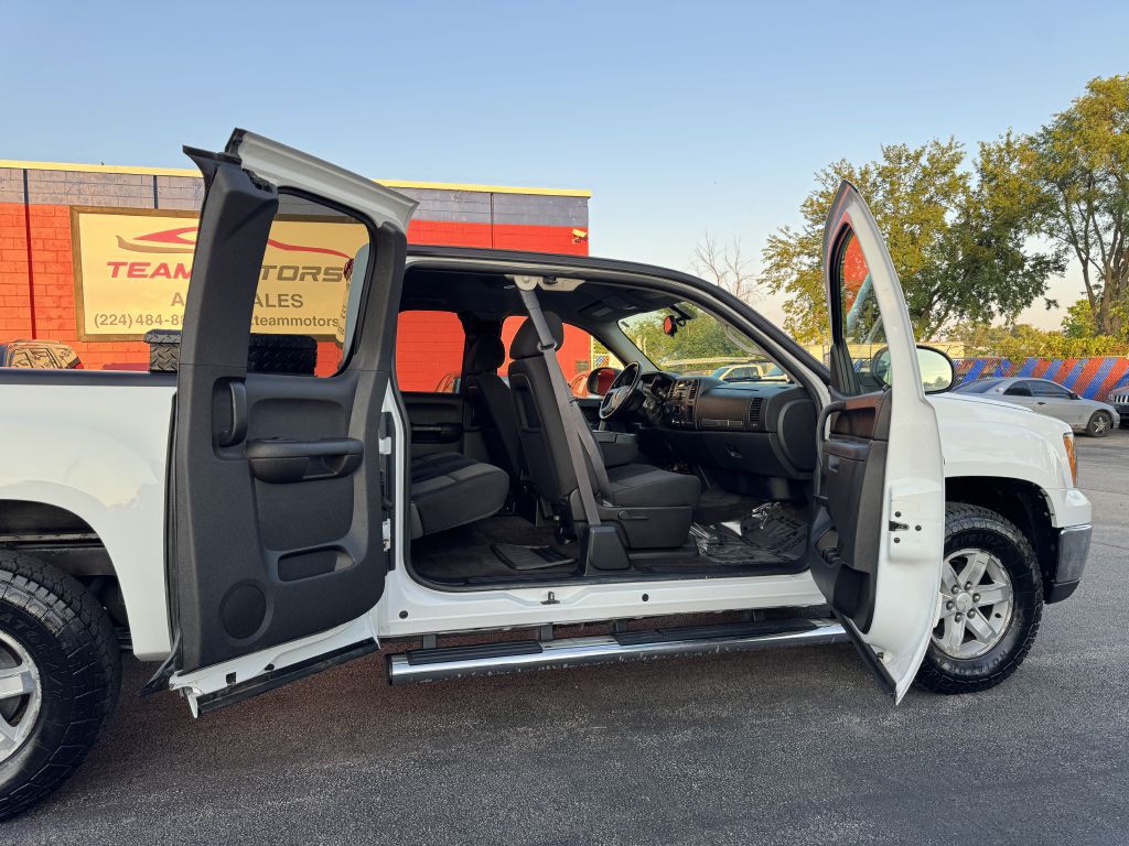 2011 GMC Sierra Image 11