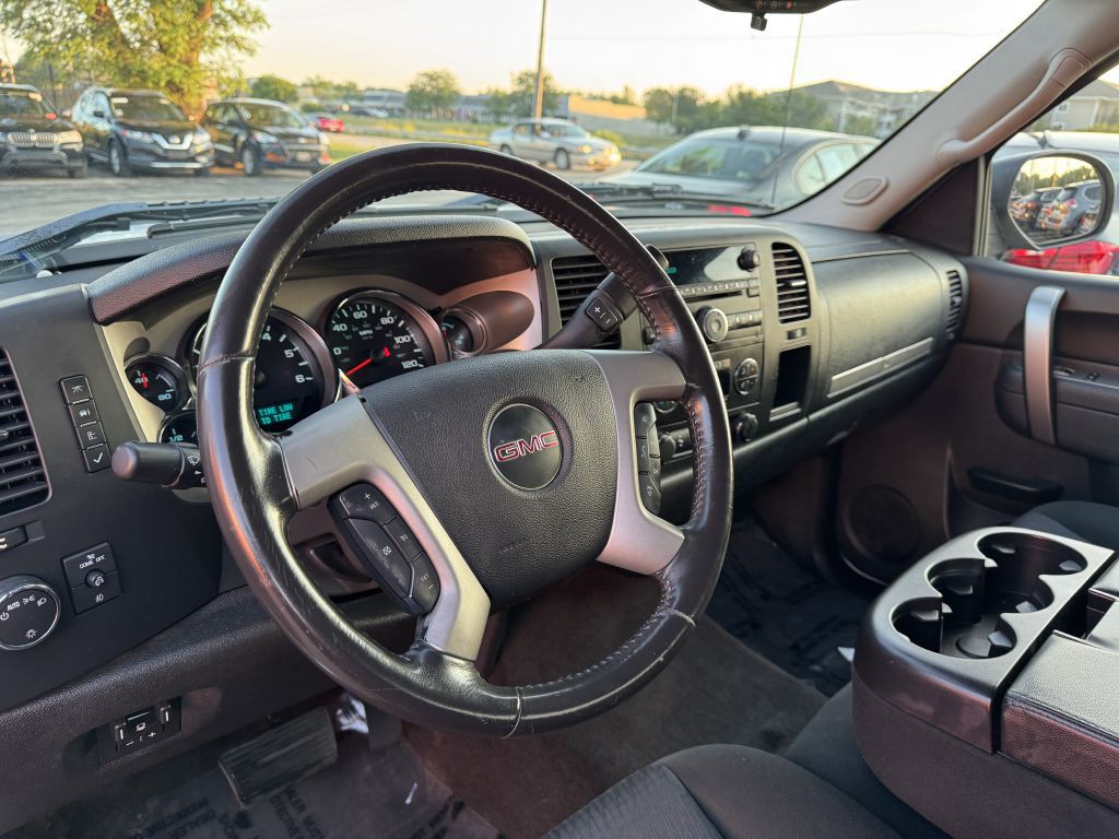 2011 GMC Sierra Image 24