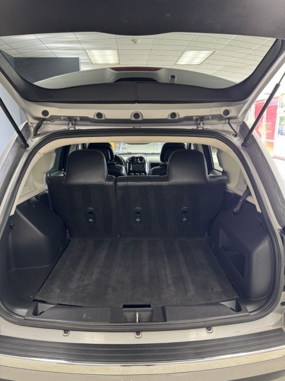 2015 Jeep Compass Image 11