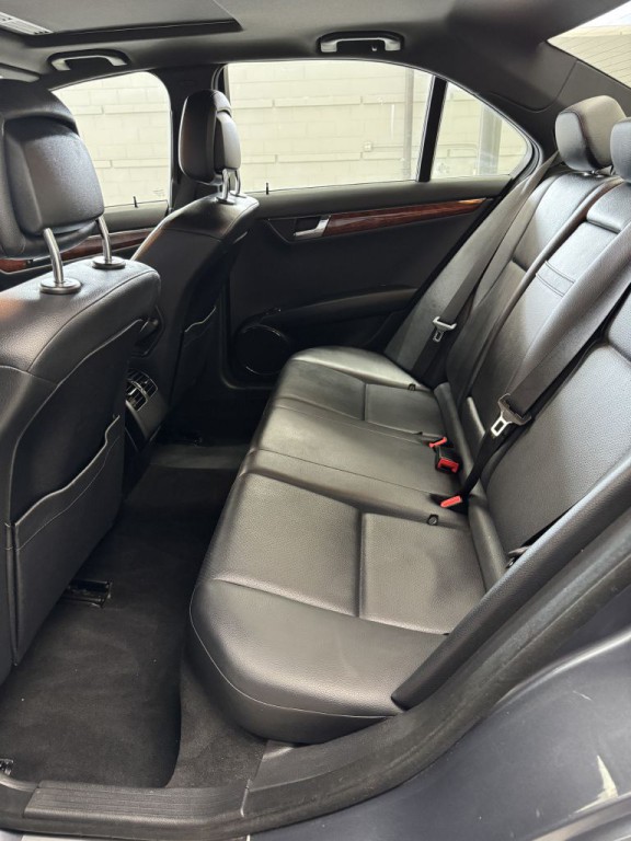 2011 Mercedes-Benz C-Class Image 15